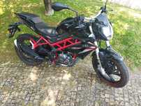 Moto Benelli BN 125