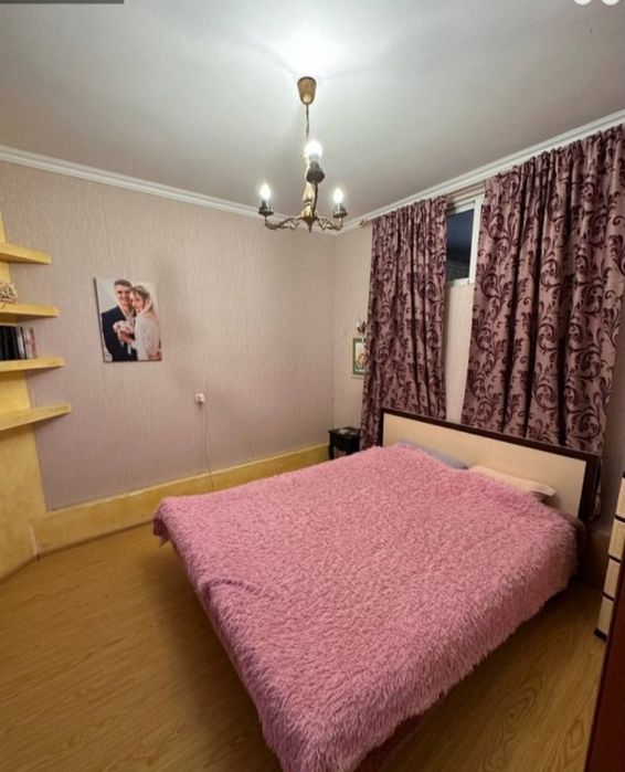 Продам 2 кімн.кв.в елітному  будинку в центрі