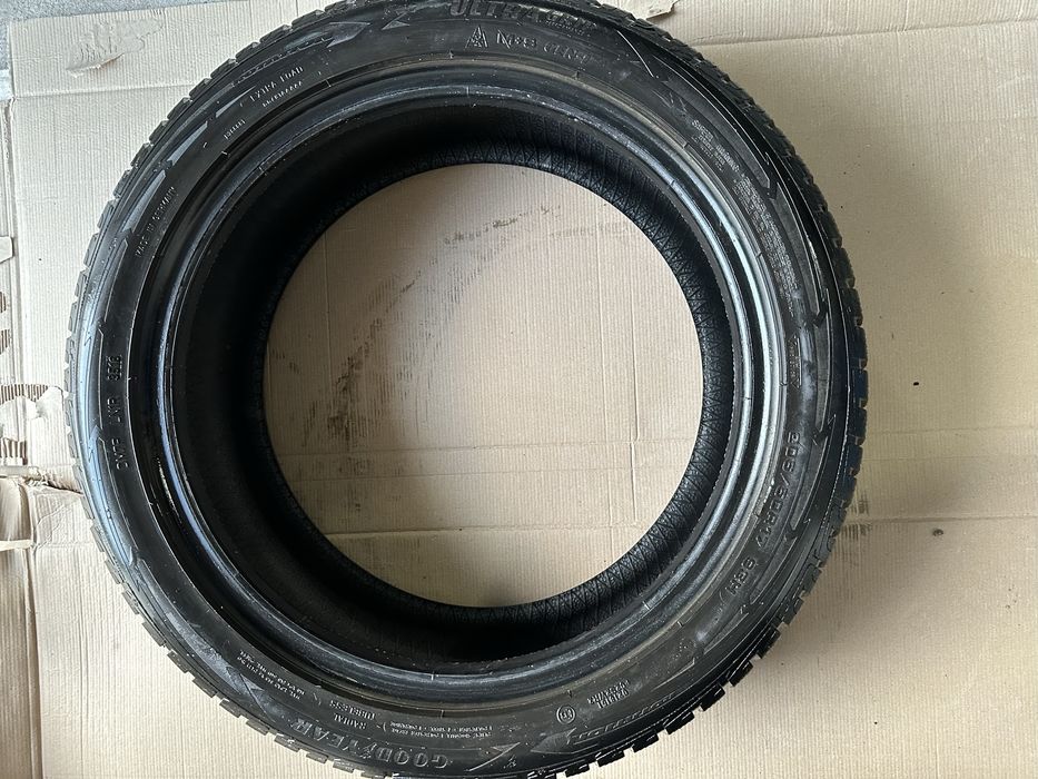 Good Year Ultra Grip 205/50r17 зимова