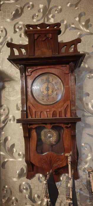 Продам настенные старинные часы