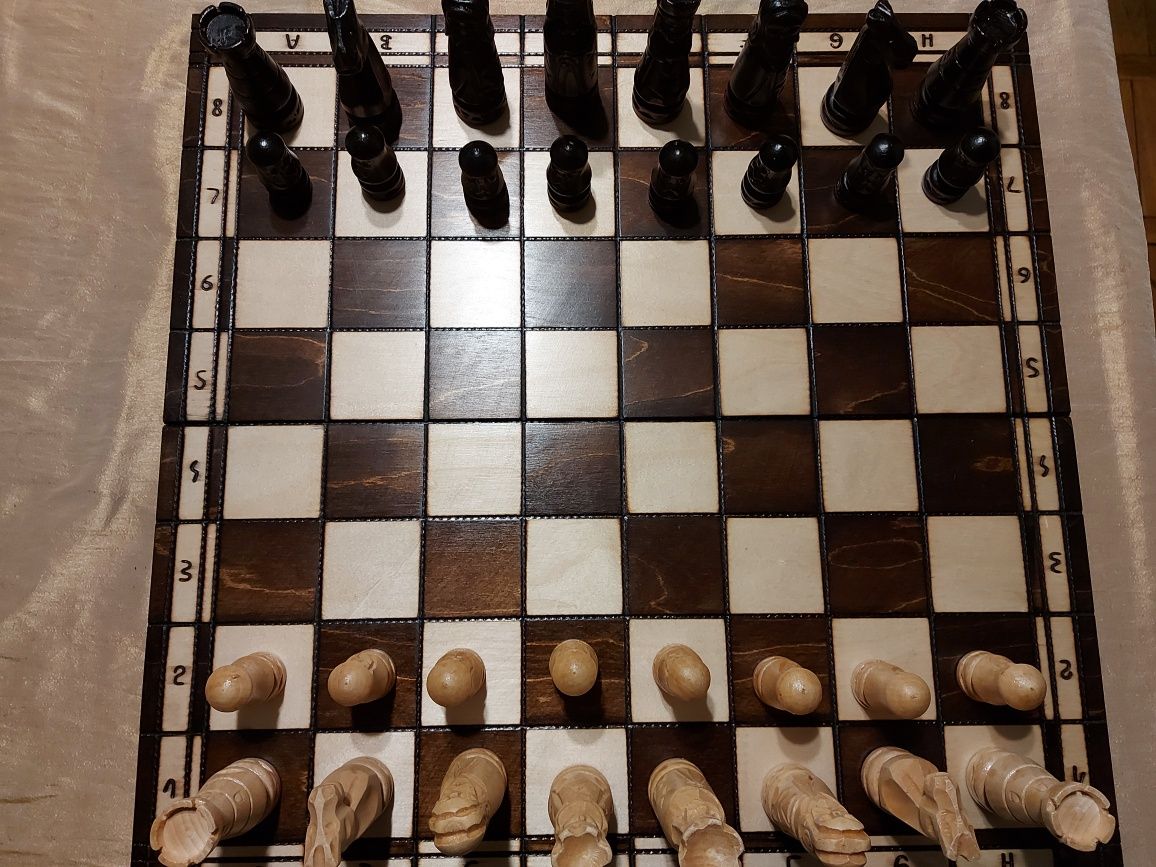Mega duże szachy drewniane 60x60