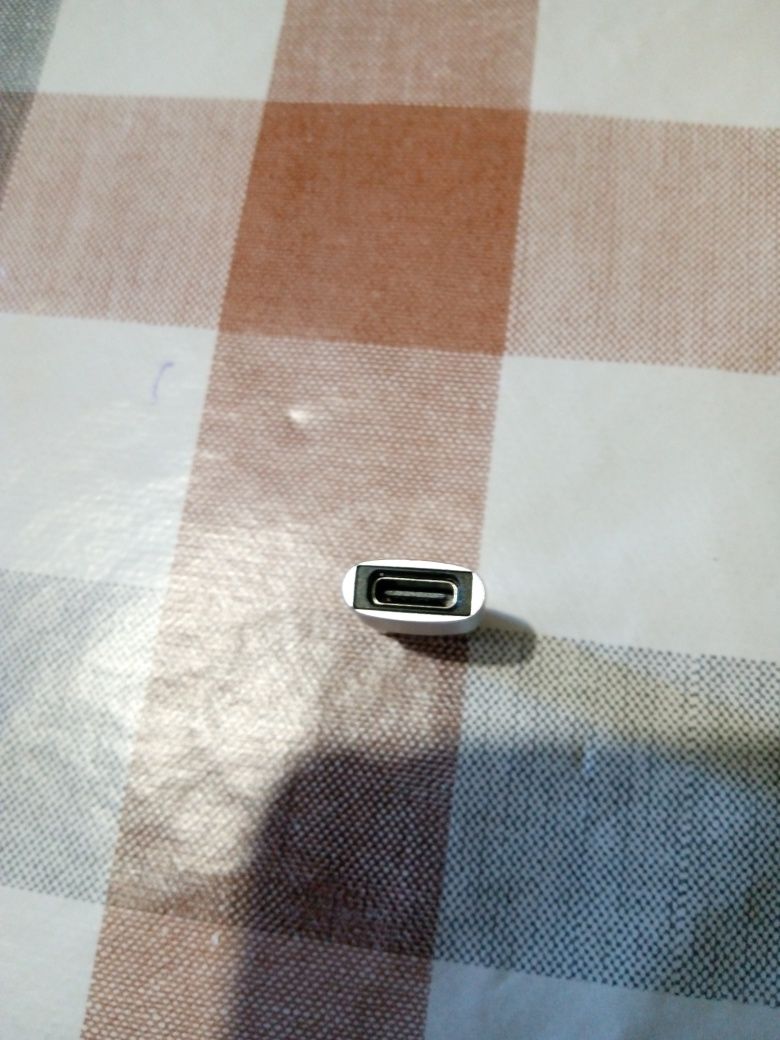 1 adaptador USB 2.0 para tipo c em cor cinzento ( Portes grátis