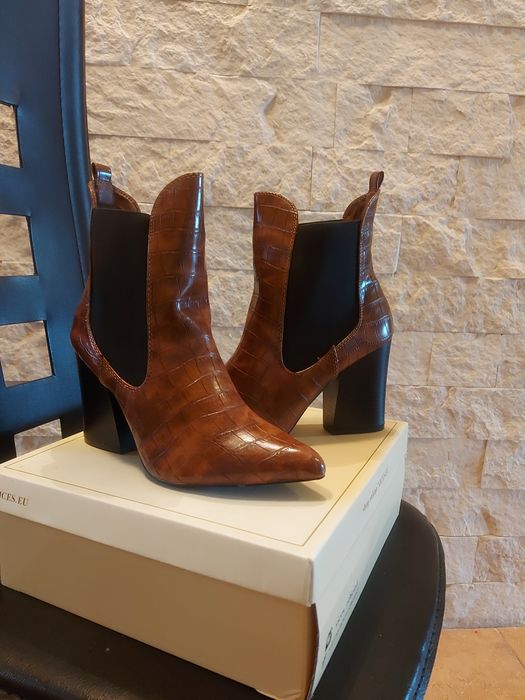 Damskie botki buty roz.39