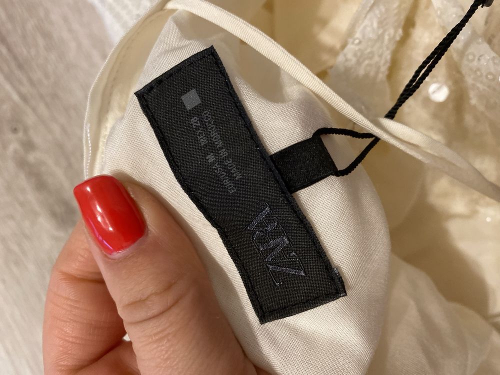 Nowa wiralowa sukienka  zara cekiny