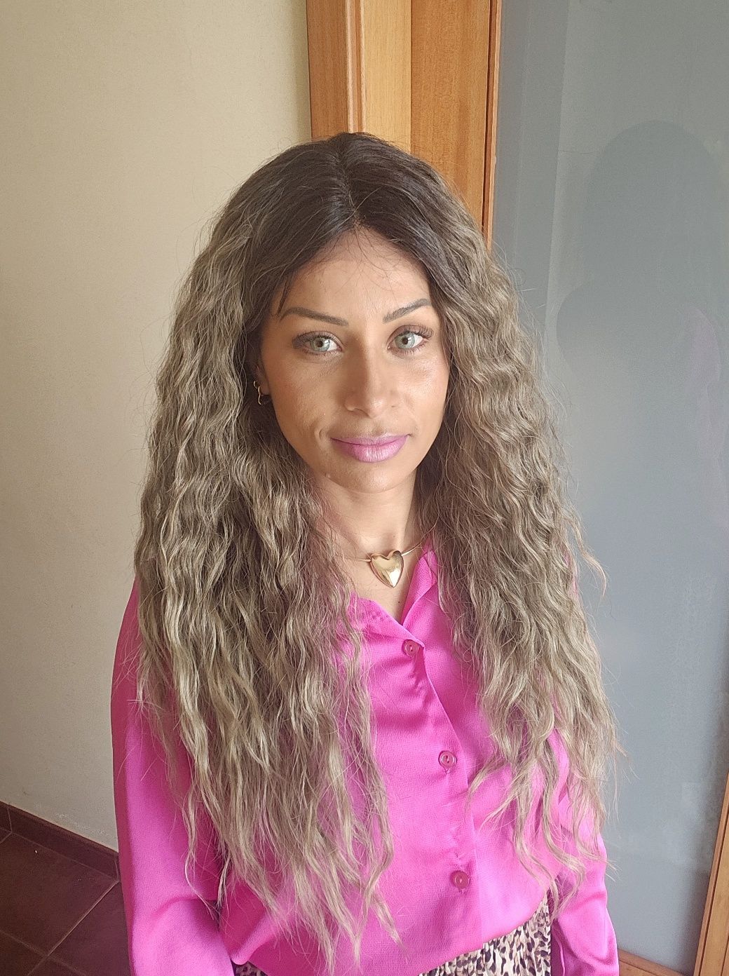 Lace orelha a orelha de fibra realista ao cabelo