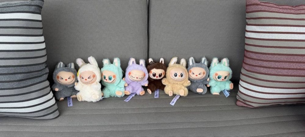 Іграшка брелок Лабубу Labubu 2 серія Pop Mart The Monsters