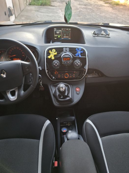 Рено  Кенго 2  Пасажир