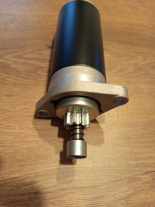 Rozrusznik silnika zaburtowego 12v