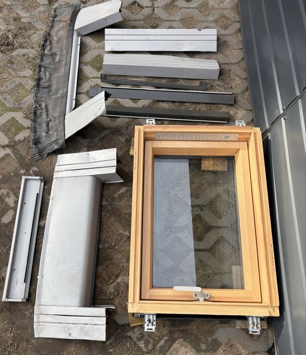 Okno dachowe Fakro 55x78 z demontażu drewniane