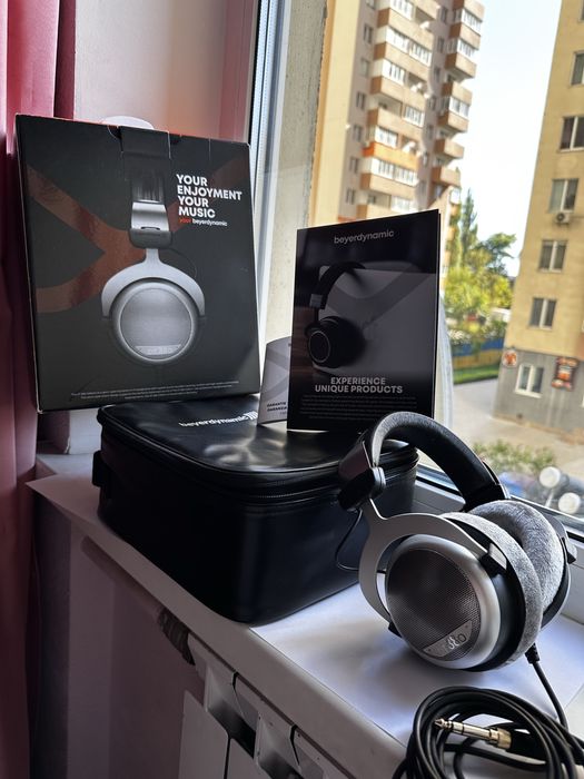 Beyerdynamic DT880 Edition 32 Ohm — улюблені навушники, стан ідеальний