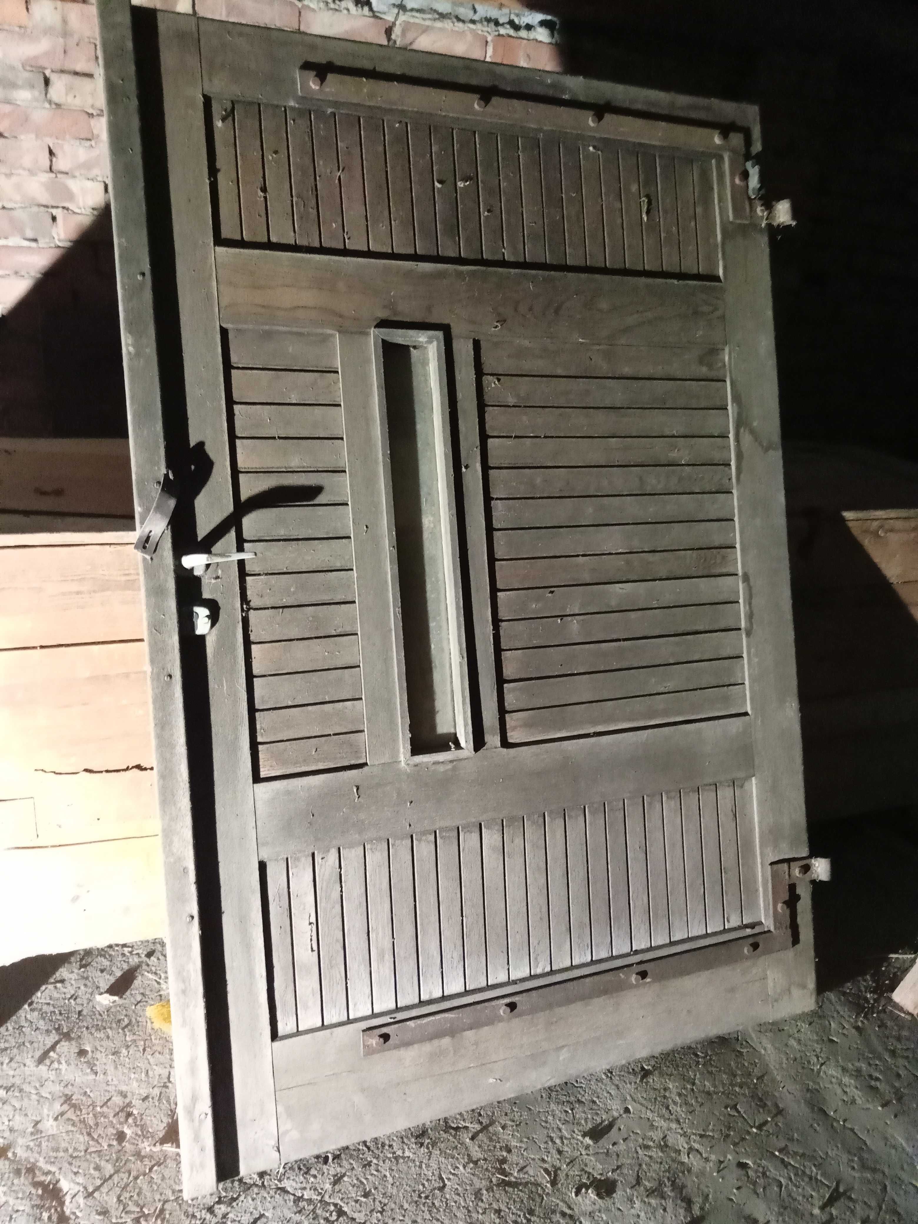 Drzwi dębowe garażowe dwuskrzydłowe