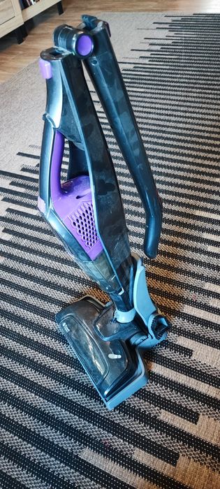 Pionowy odkurzacz Russell Hobbs Turbo Vac Pro