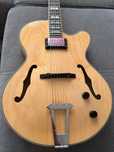 Gitara jazzowa hollow-body (typu Ibanez)
