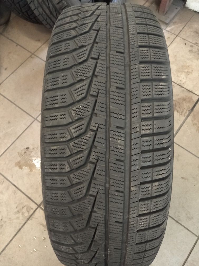 Opona 235/60r18 107h Hankook winter icept Evo 2 SUV