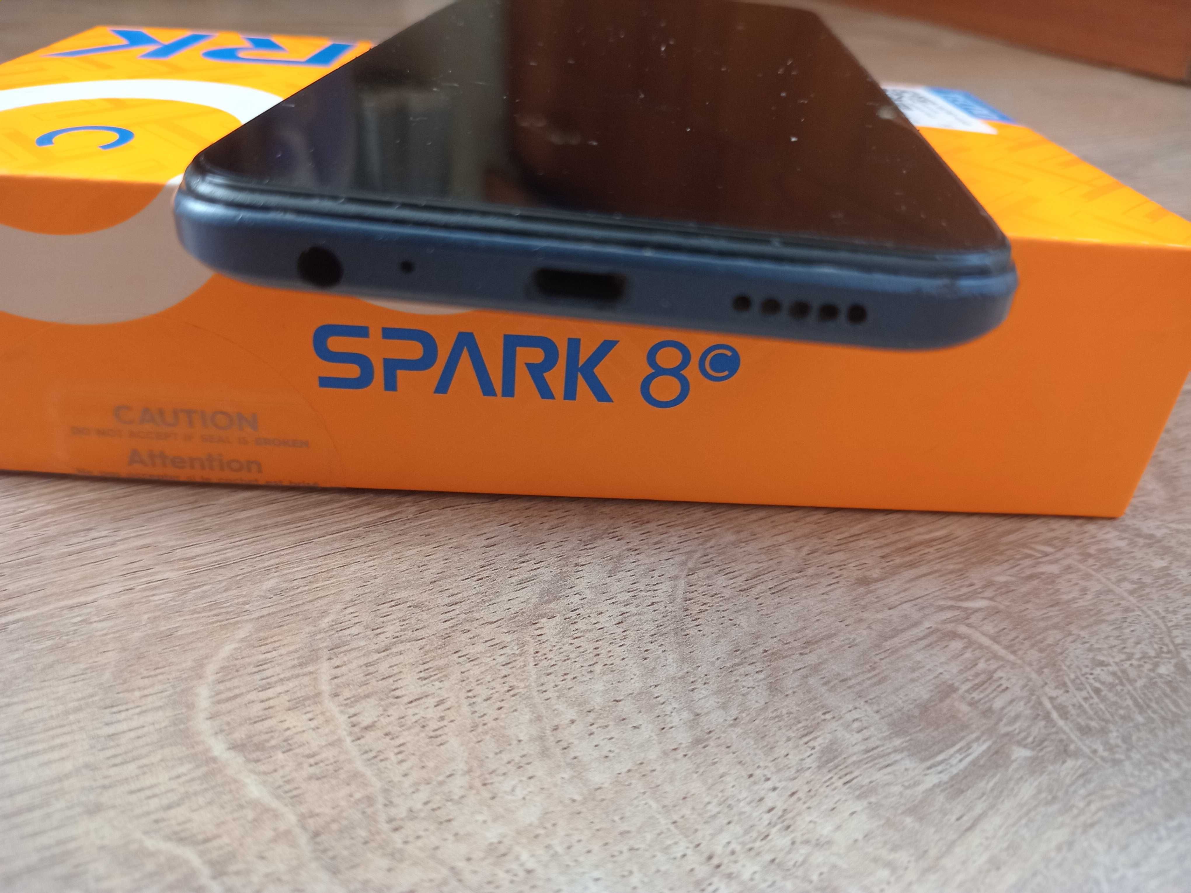 Продам TECNO SPARK 8c дуже гарний стан.