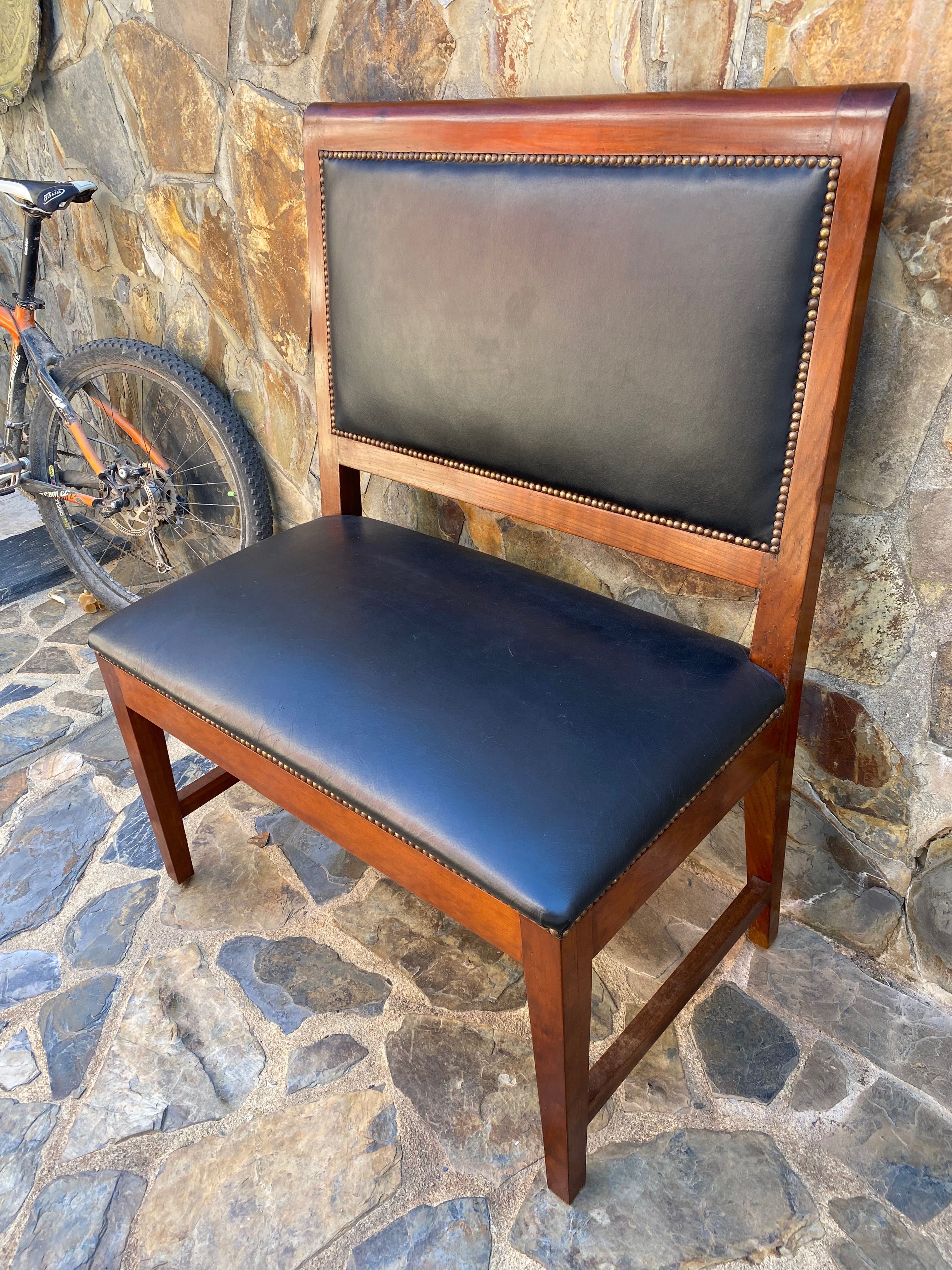 Cadeirão Canapé Madeira maciça Nogueira Pele 87 cm largura Séc XIX