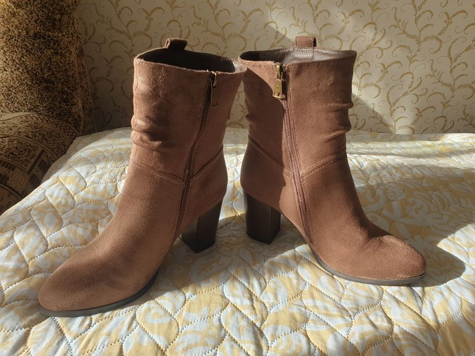 Полусапожки! (Замшевые) - Идеальные! 38р-р!