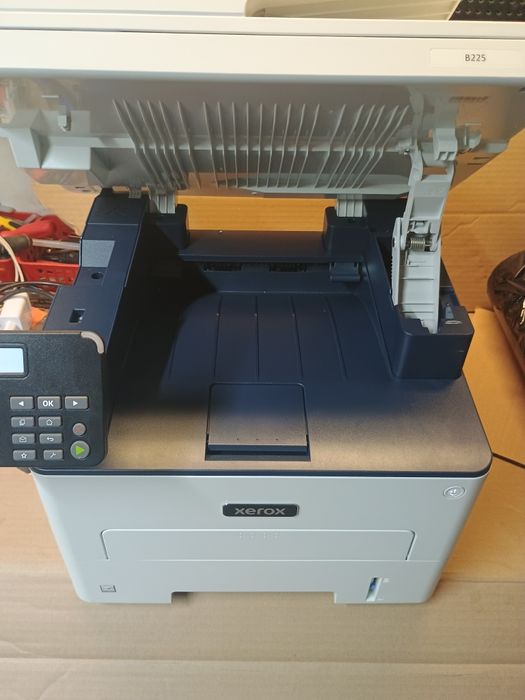 Xerox b225 drukarka laserowa OPIS