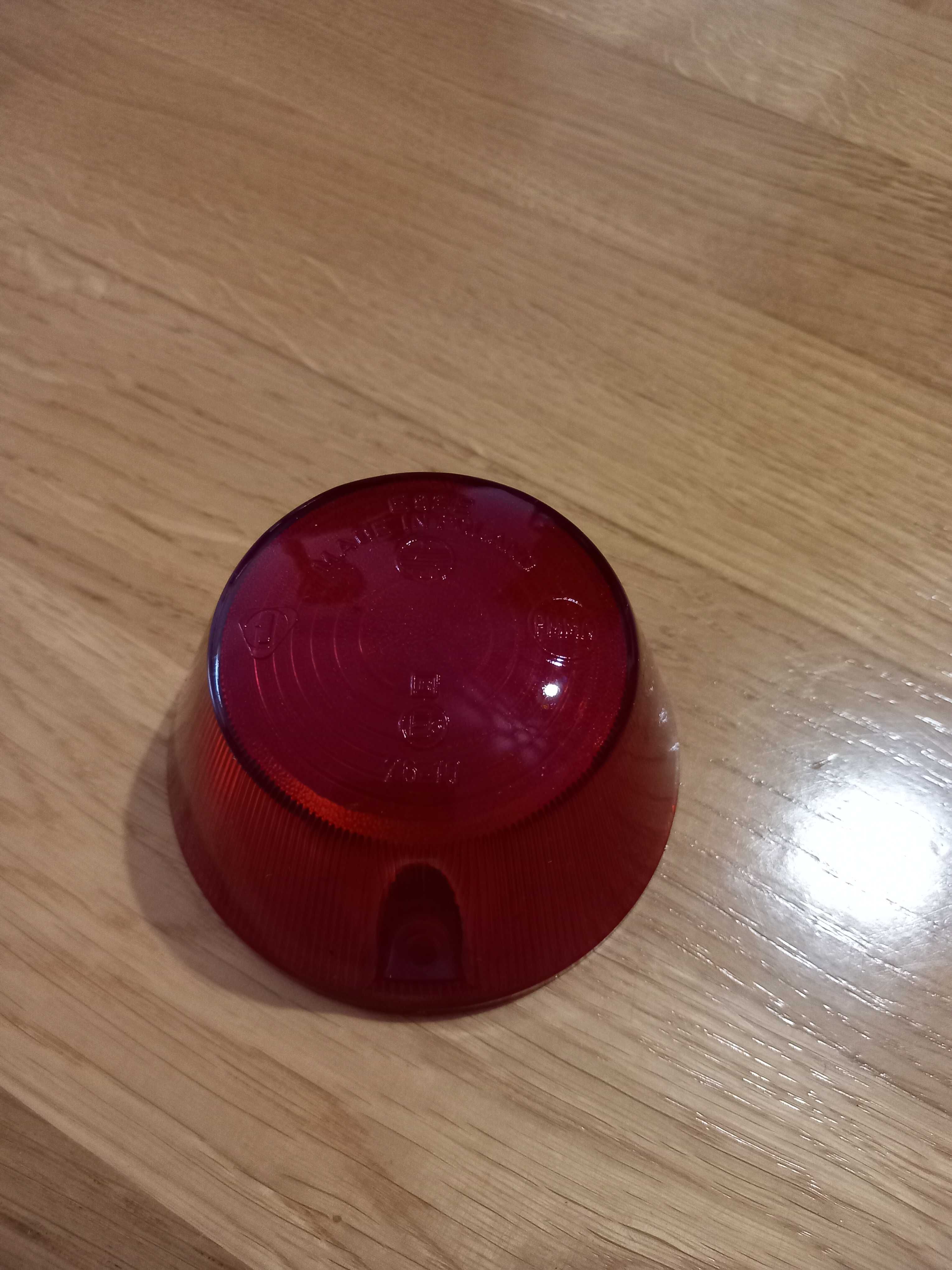Nowe klosze lamp żuk/nysa/syrena 10 sztuk
