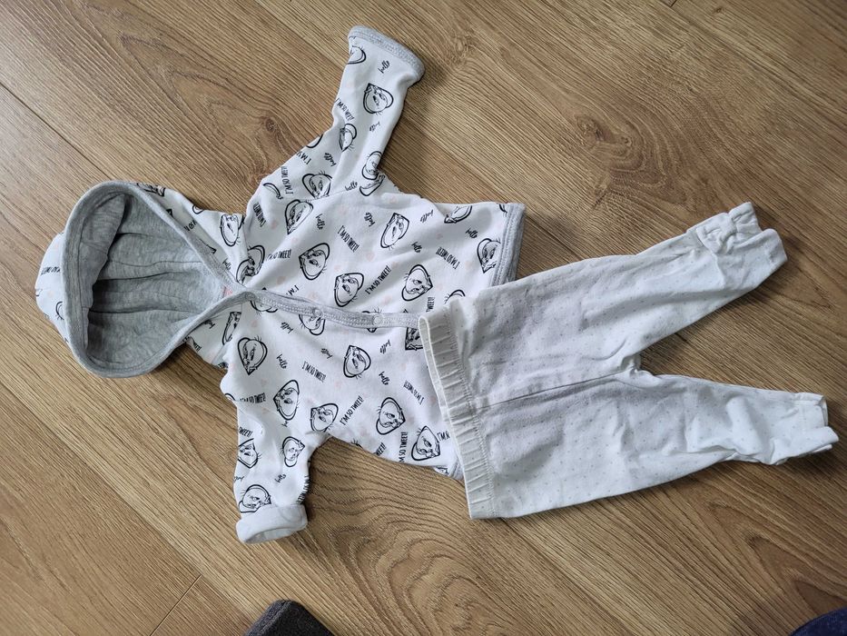 Komplet dla dziewczynki 56 legginsy z kokardką oraz bluza z kapturem