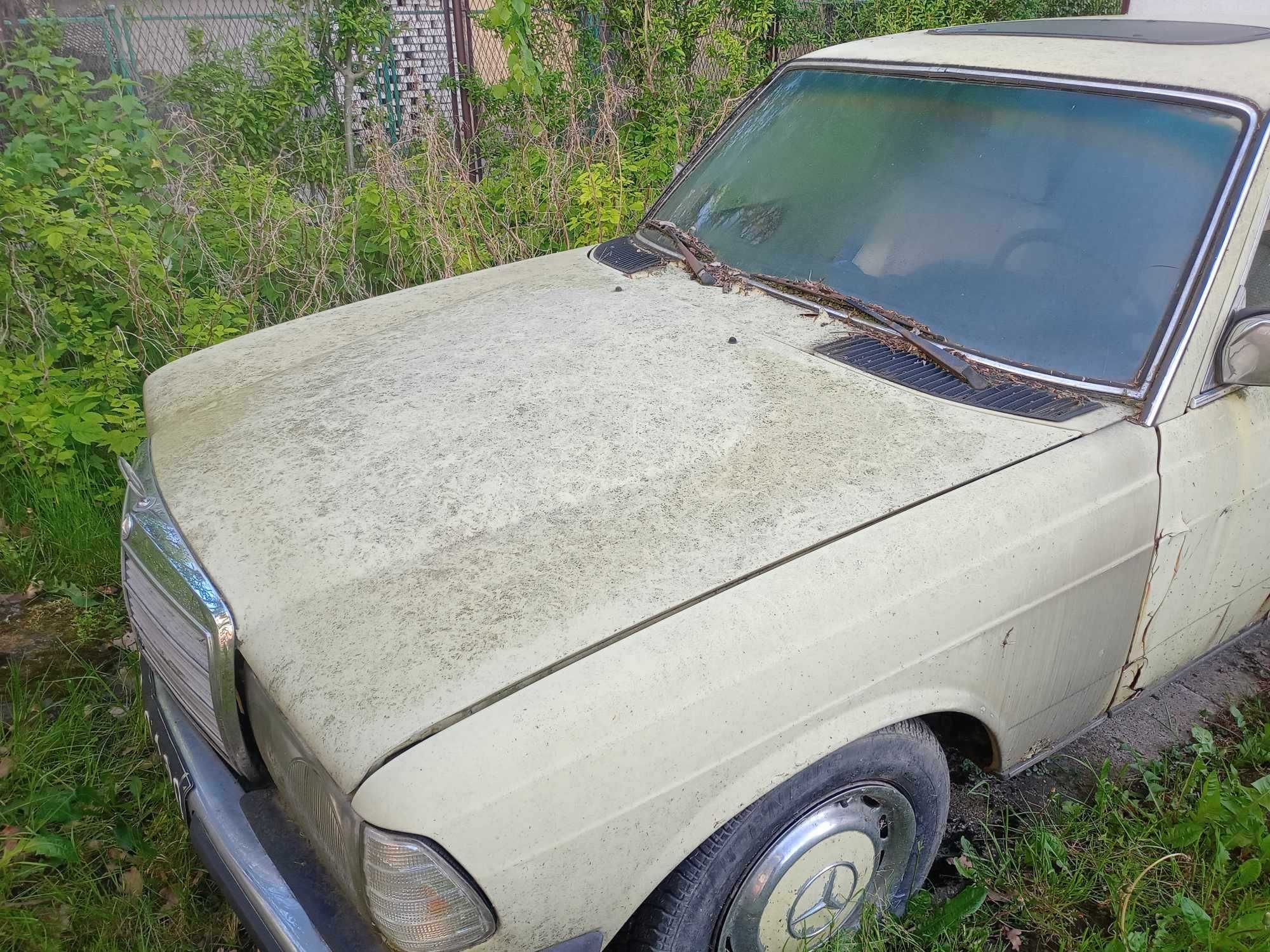 Mercedes W123 beczka sedan 300 D automat klasyk do remontu pali jeździ