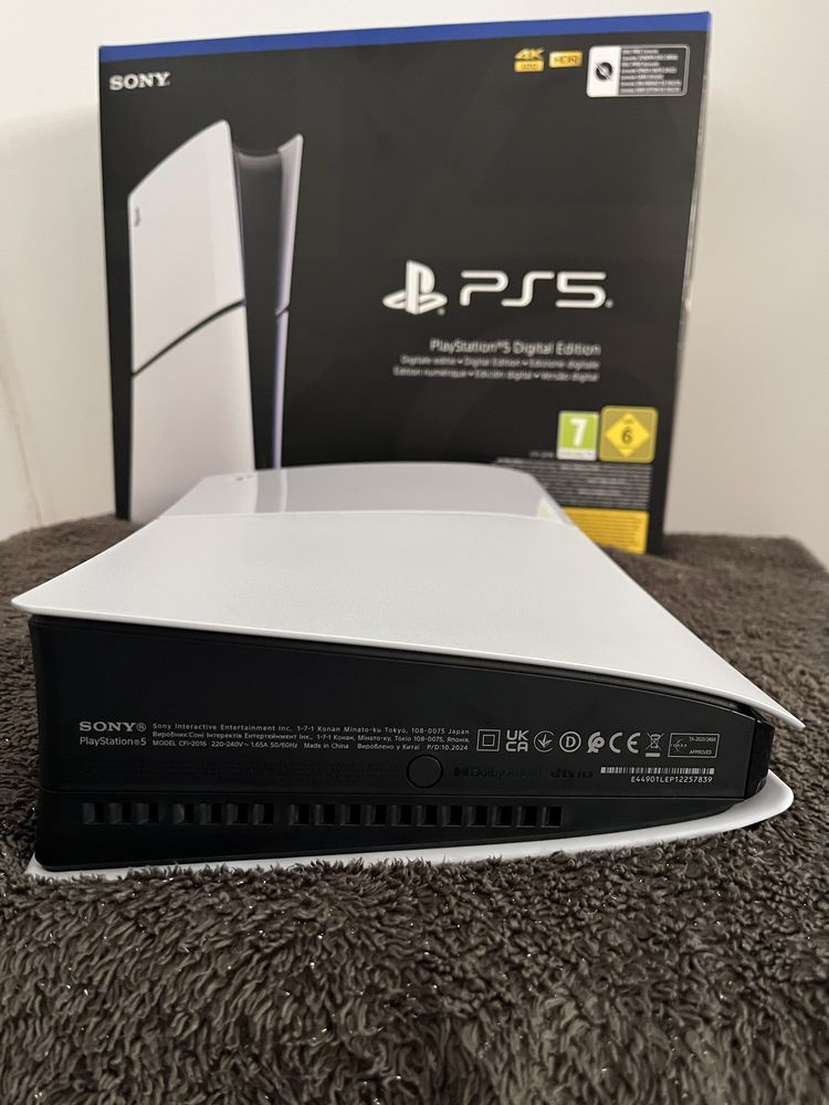 PS5 5 Slim Digital 1TB – COMO NOVA e com Garantia ainda de 2 anos!!