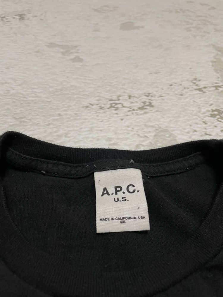 футболка A.P.C.