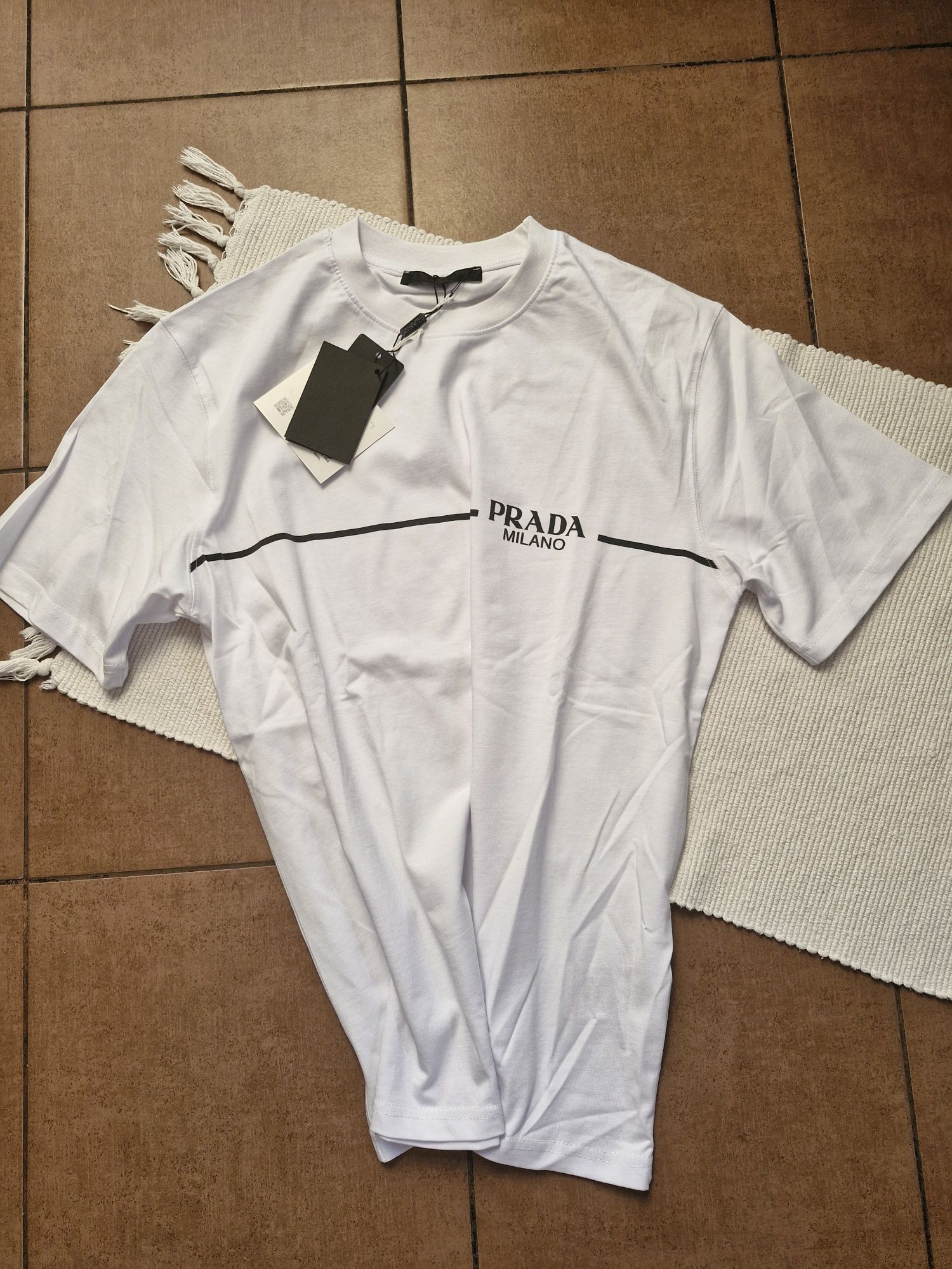 Nowa koszulka bawełna solidna męska tshirt  2xl xl metki prezent jakoś