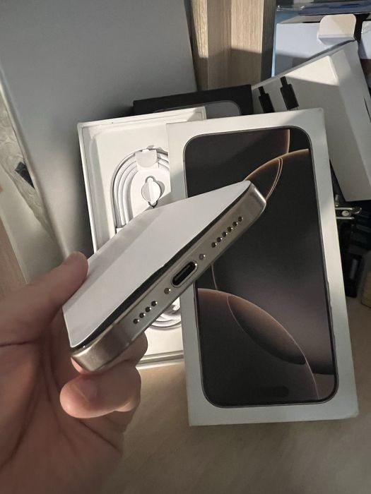  iPhone 16 Pro Max 256gb Desert Titanium Neverlock Відмінний стан