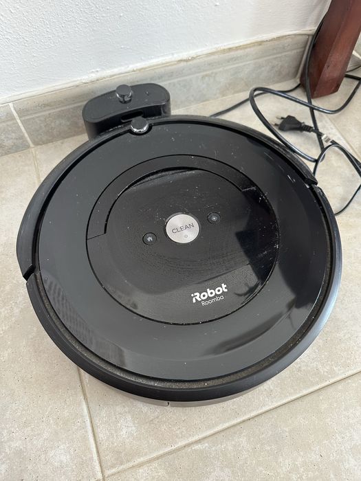 Robot preto a funcionar