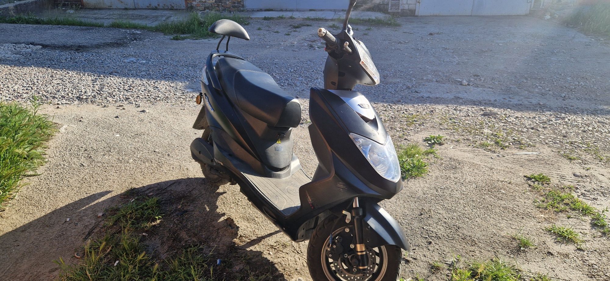 Продам Єлектроскутер aima AM1200D-2T-2