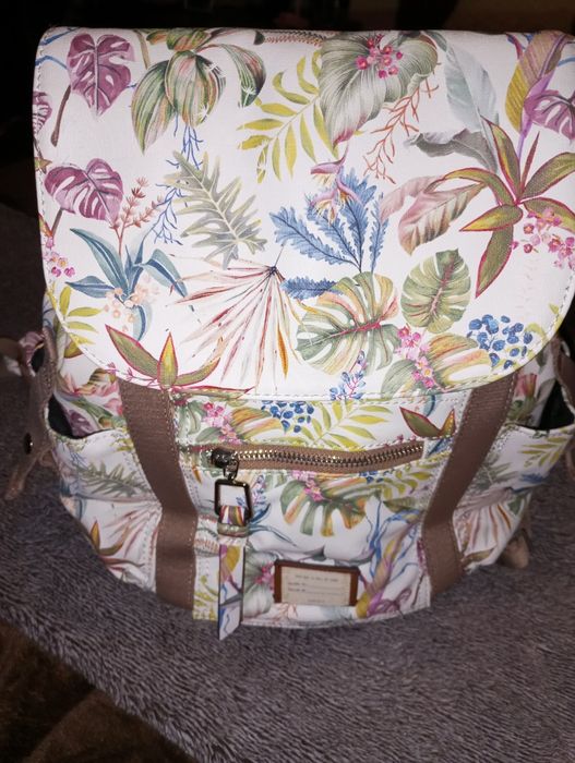 Carteira mochila Parfois