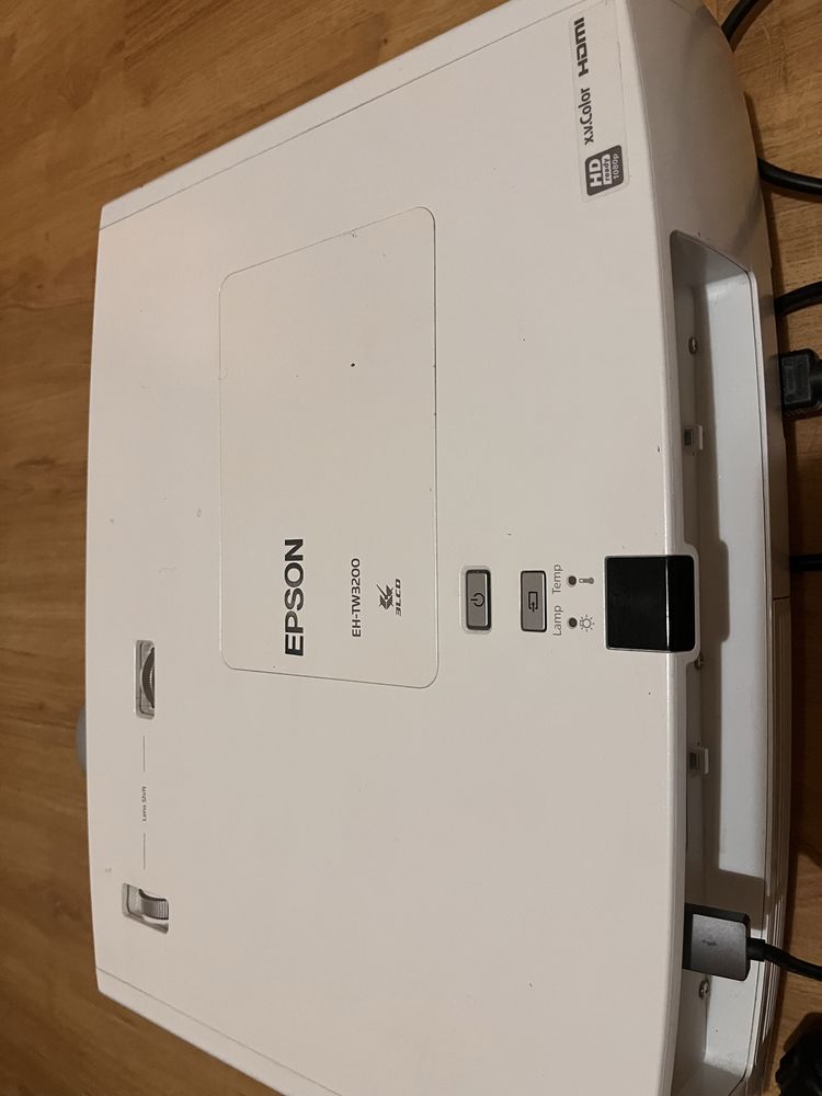 Projektor EPSON EH-TW3200