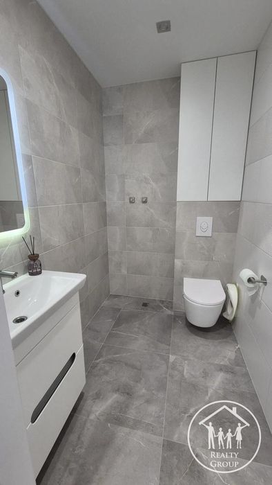 Продам 2к квартиру в новобудові!Обжитий ЖК! Надійний Avalon Зелена!