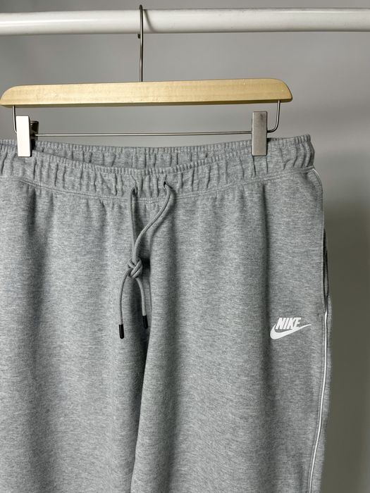 Nike розмір M ОРИГІНАЛЬНІ спортивні штани