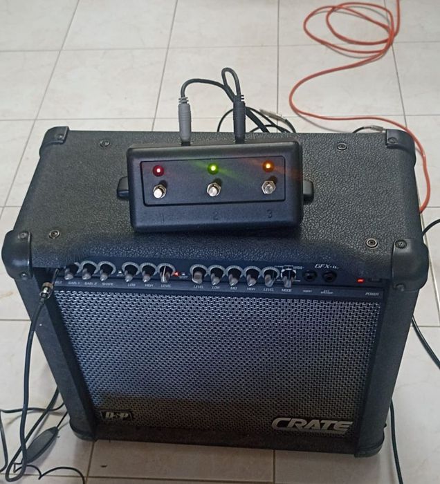 Cubo guitarra (coluna)