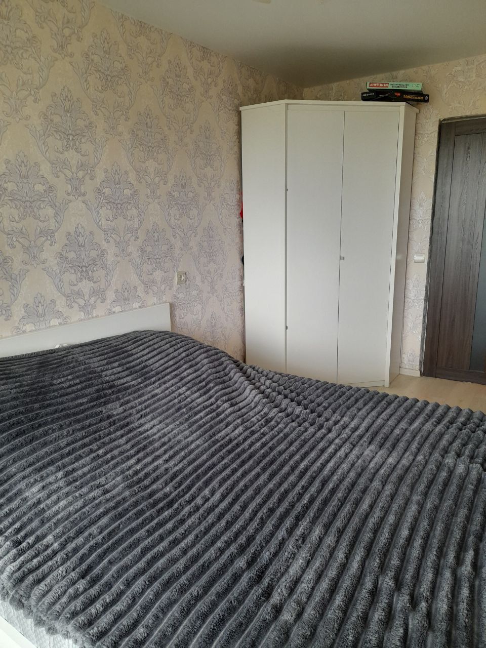 Продаю 2 к. квартиру Горького