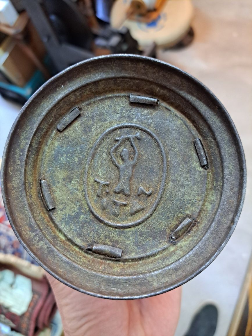 Zabytkowy, oryginalny młynek do kawy, pieprzu Titan, metal, drewno