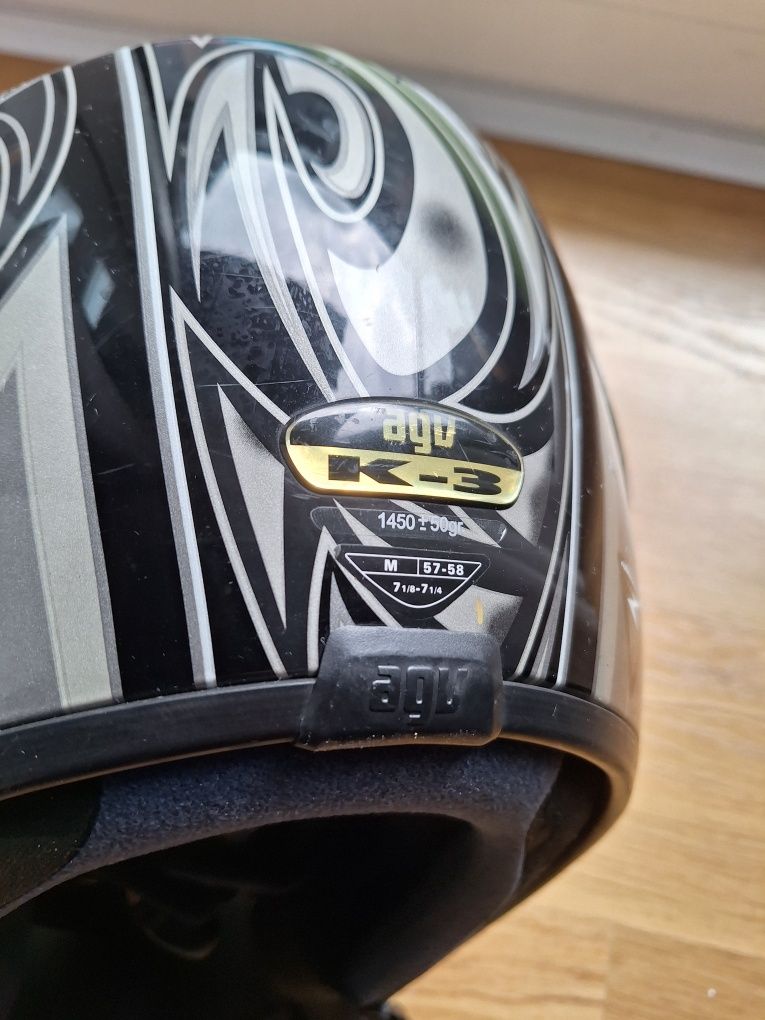 Kask motocyklowy renomowanej firmy AGV K-3 rozmiar M