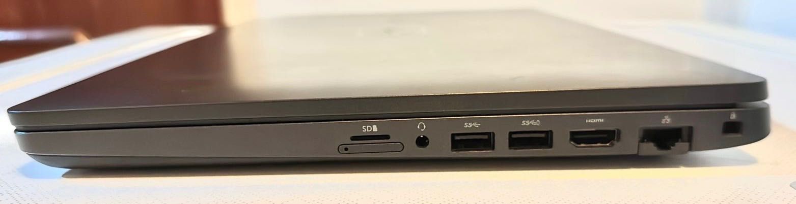Portátil Dell Latitude 5500