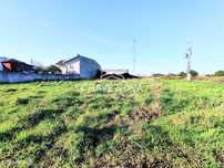 Lote de terreno p/ construção de Moradia em Banda de dois pisos