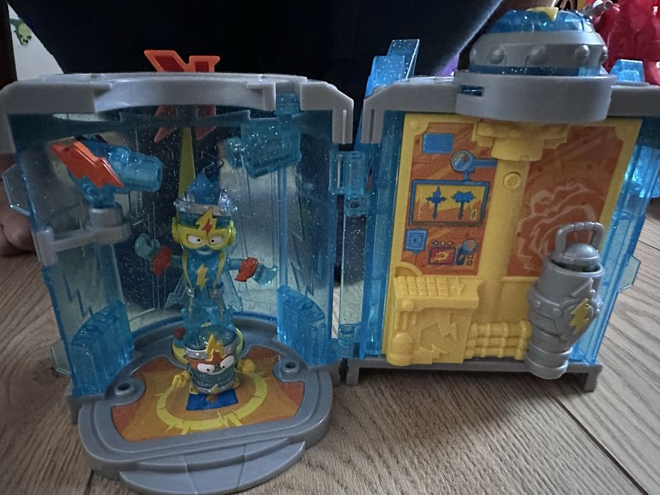 Sekretna baza Kazoom Power Magicbox Superthings