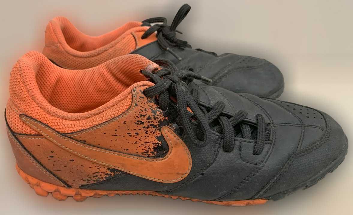 Chuteiras de Futebol Nike Unissexo, Preto e Laranja