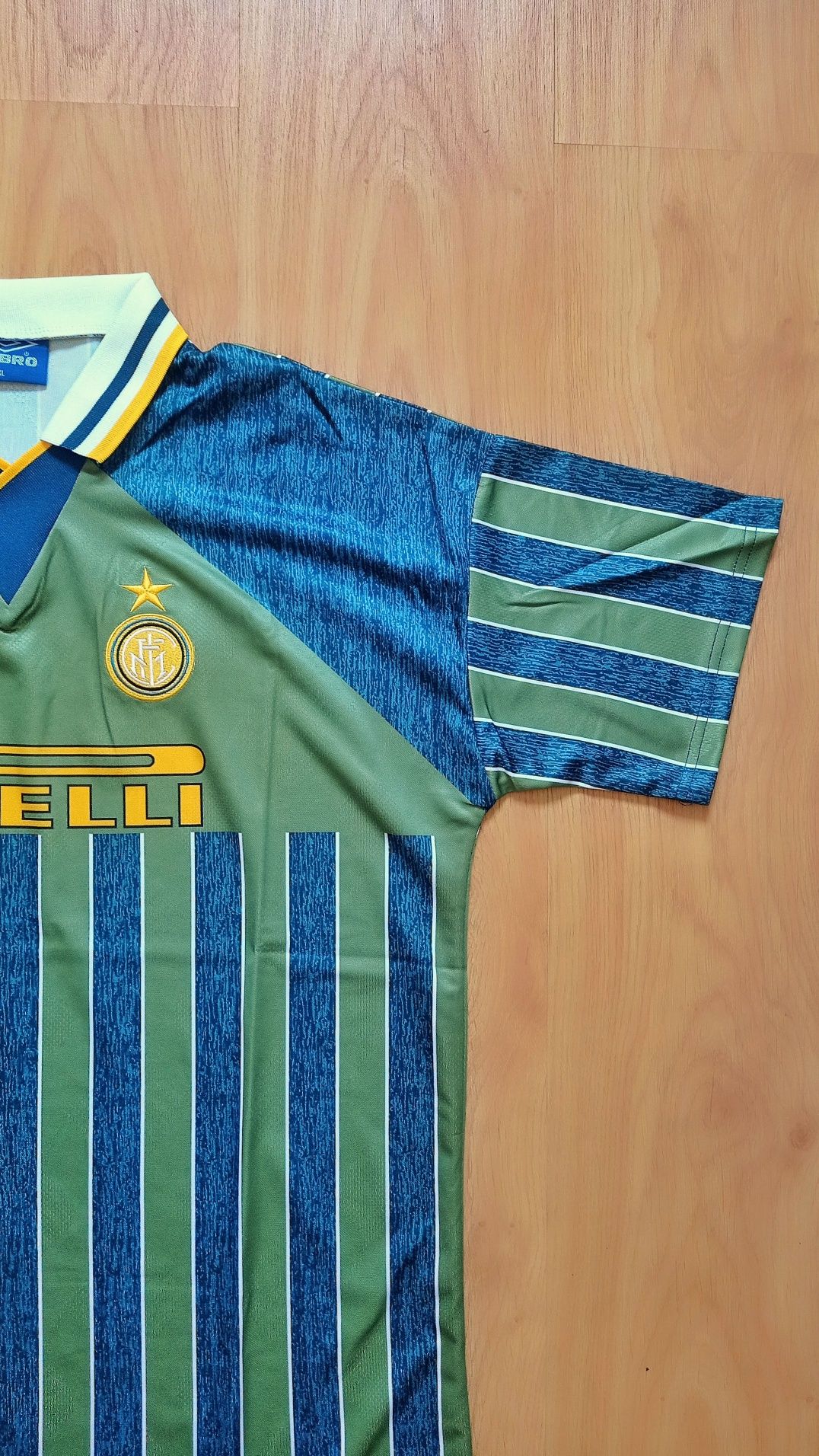 Camisa Retro Inter Milão 95/96