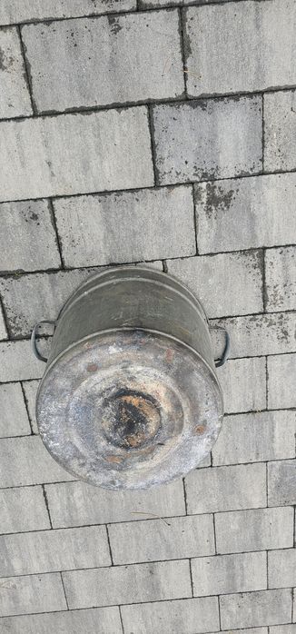 Duży garnek ocynkowany