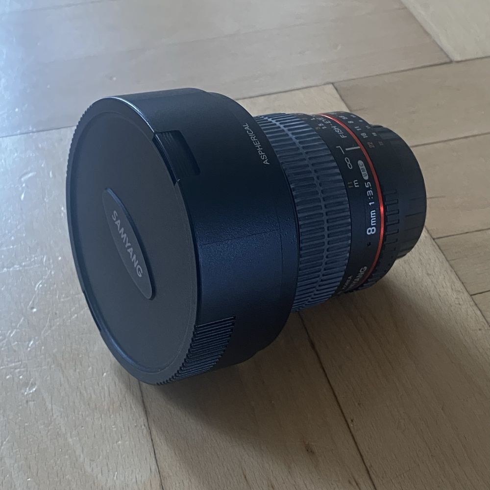 Obiektyw Samyang fisheye 8 mm bardzo dobry stan
