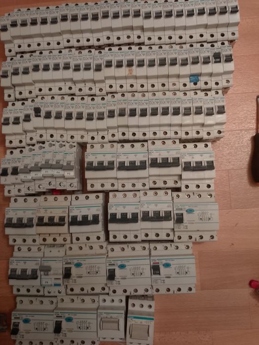 Bezpieczniki różnicowki legrand