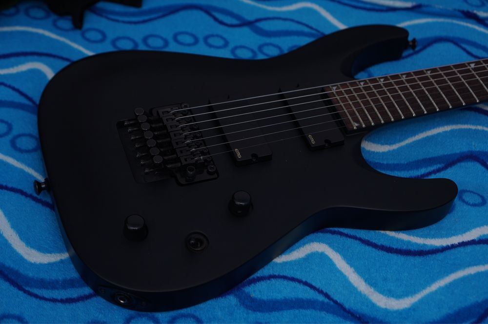 Jackson dinky 7 slattxmg3-7 czarna matowa gitara