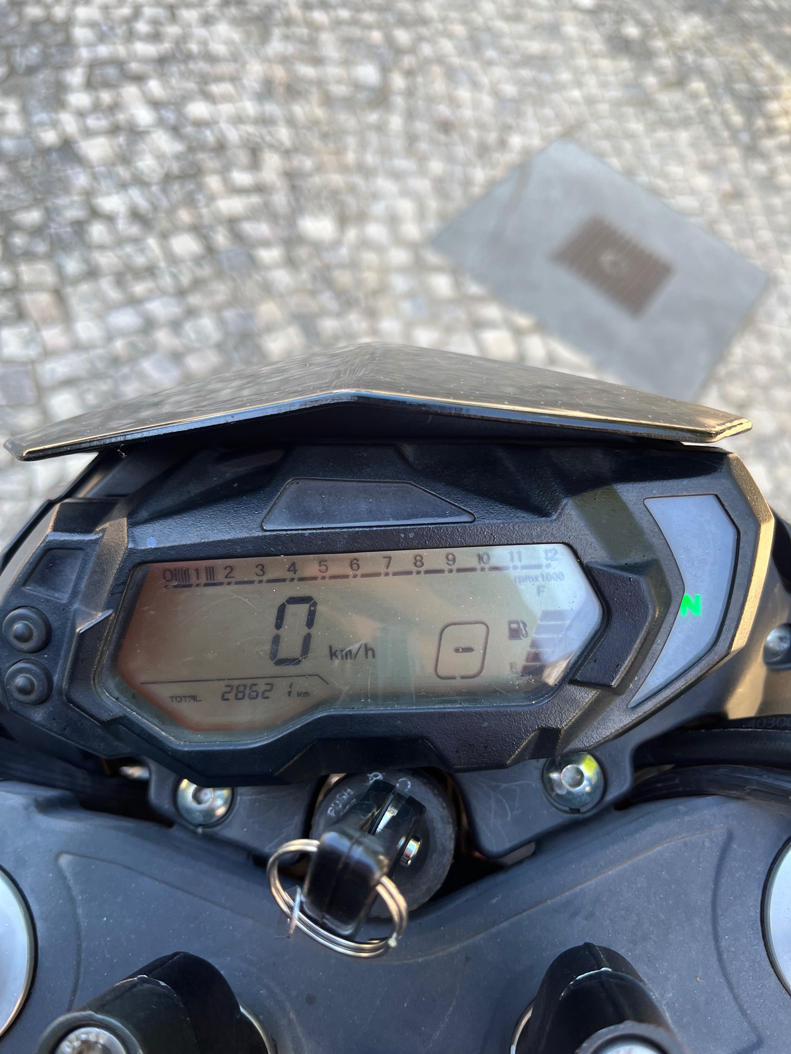 Benelli BN 125, 2023 em otimo estado + extras