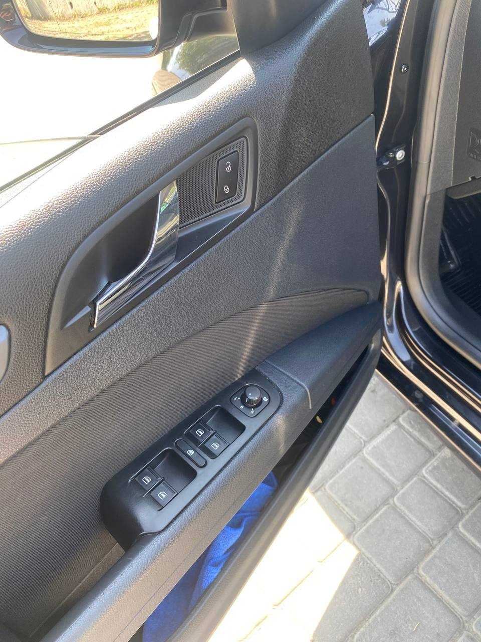 Skoda Superb 2011